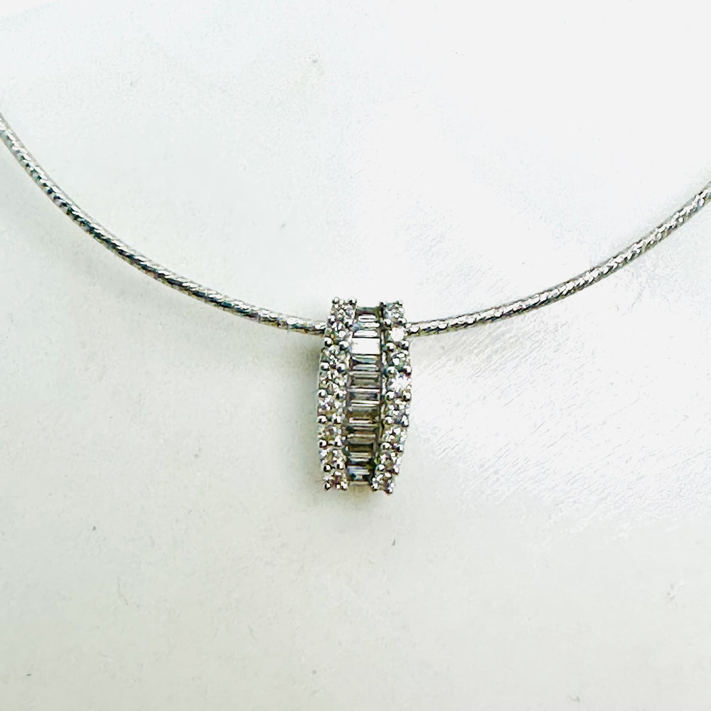 Collier Or Gris et Diamants