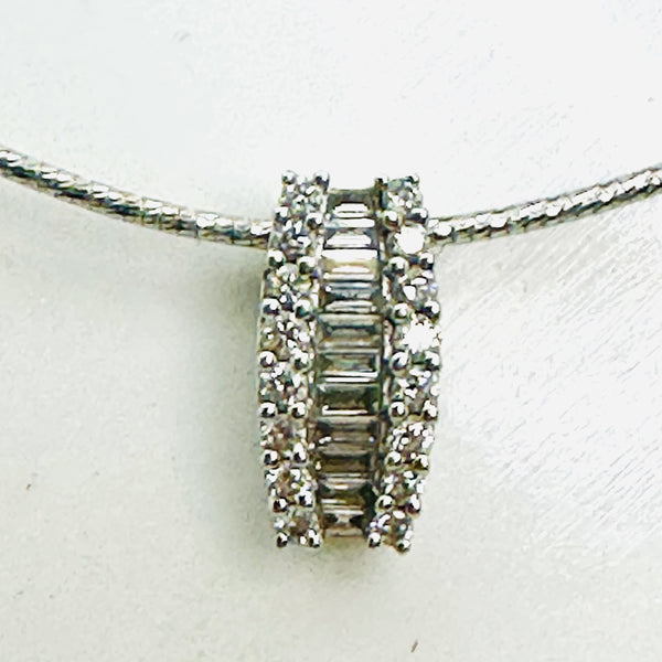 Collier Or Gris et Diamants