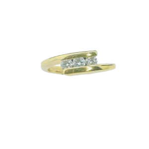 Bague en Or jaune 3 diamants 18K
