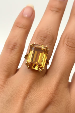 Bague Ancienne Or Jaune 18K avec Citrine 52
