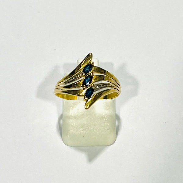 Bague en or Jaune 18 carats ornée de saphir