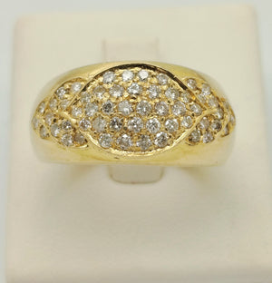 Bagues en or jaune 18k avec diamants