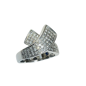 Bague or croisée avec diamants