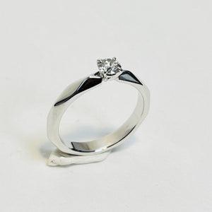 Bague Boucheron avec diamant solitaire 0,20ct