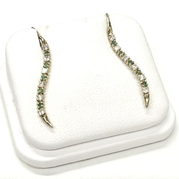 Boucles d'oreilles avec oxydes et émeraudes