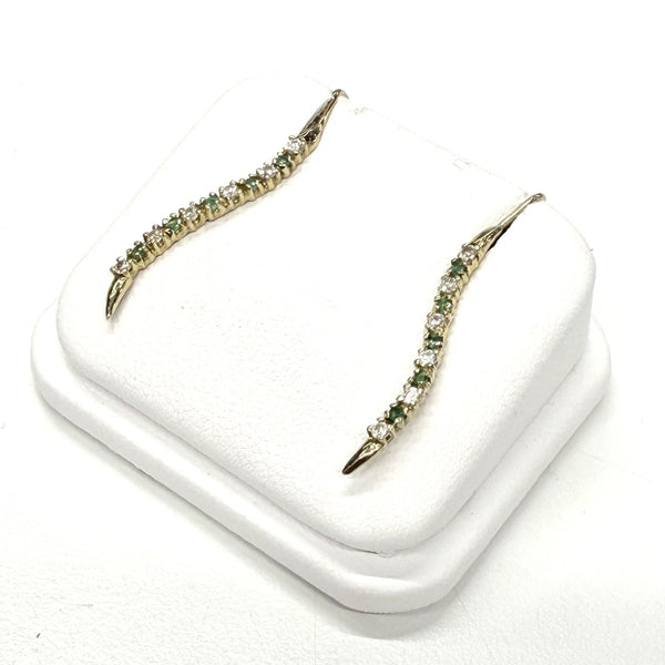 Boucles d'oreilles avec oxydes et émeraudes