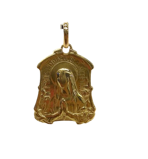 Pendentif signe vierge en or jaune