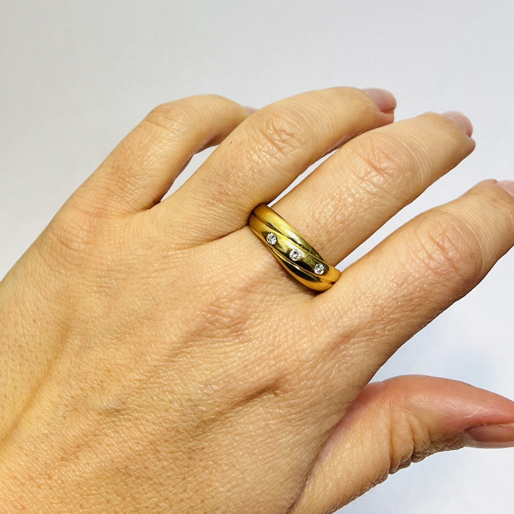 Bague or avec 3 diamants