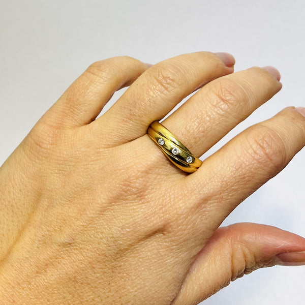 Bague or avec 3 diamants