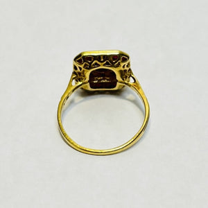 Bague or avec rubis et diamants