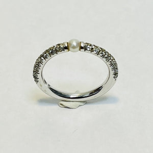 Bague Mikimoto avec diamants et perle