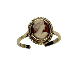 Bague camée en or jaune 18k Taille 54
