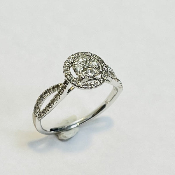 Bague or avec diamants