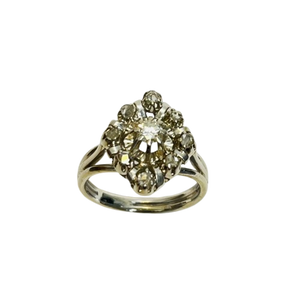 Bague marquise avec diamants