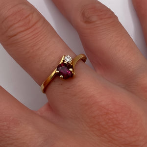 Bague Or Jaune avec Diamants et Rubis 18K