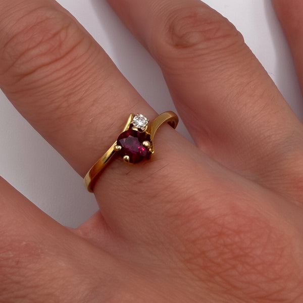 Bague Or Jaune avec Diamants et Rubis 18K