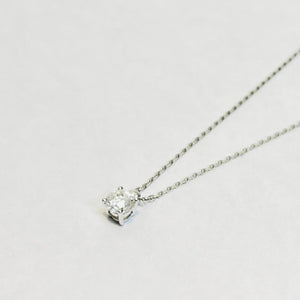 Collier or avec pendentif diamant 0,50ct