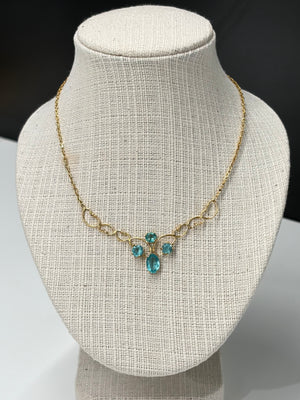Collier Princesse en Or Jaune 18K avec 4 Zirconium