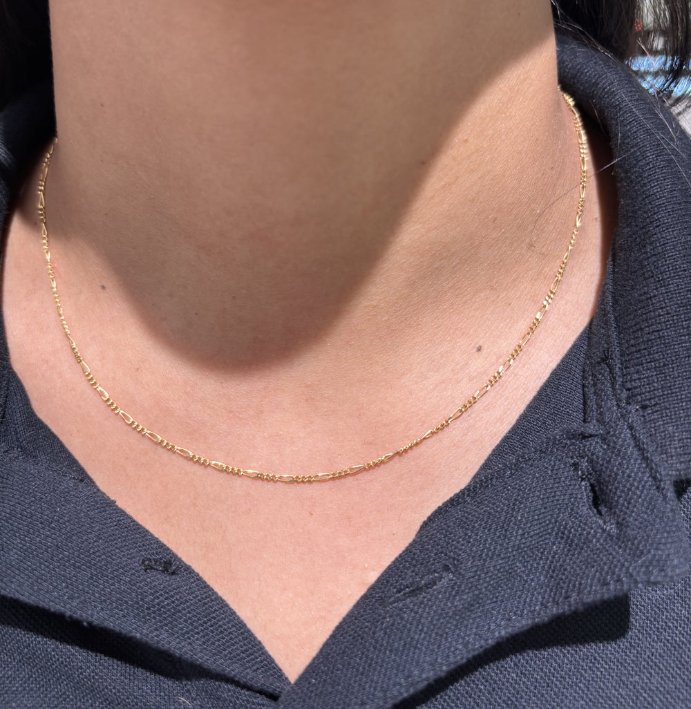 Collier or maille figaro