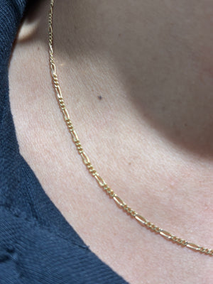 Collier or maille figaro