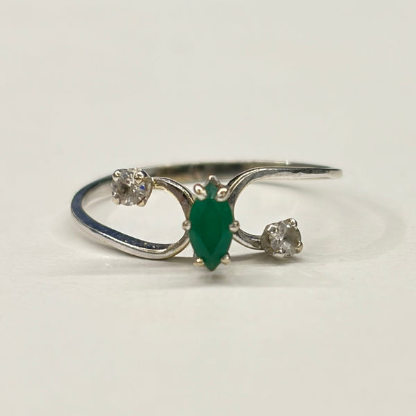 Bague empierrée en Or Gris 18 K