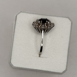 Bague marguerite or avec saphir et diamants