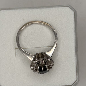 Bague marguerite or avec saphir et diamants
