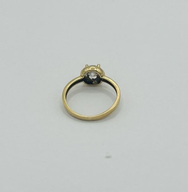 Bague Solitaire en Or Empierrée 18K