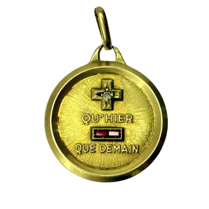 Médaille plus qu'hier moins que demain