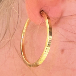 Boucles d'oreilles créoles en or jaune 18k - 2.39 Grs