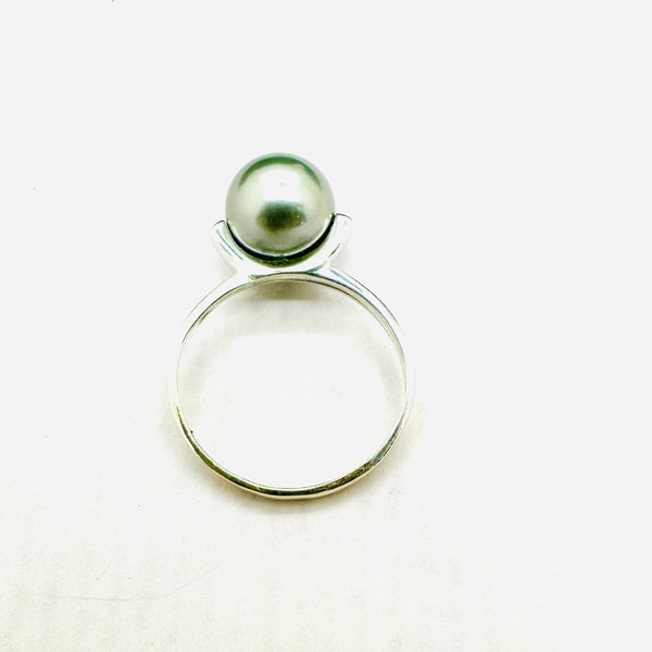 Bague en or blanc avec perles de Tahiti