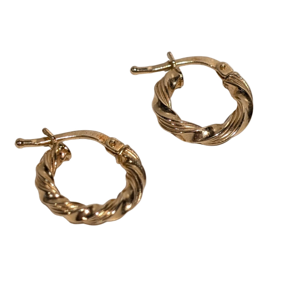 Boucles d'oreilles créoles en or jaune 18K