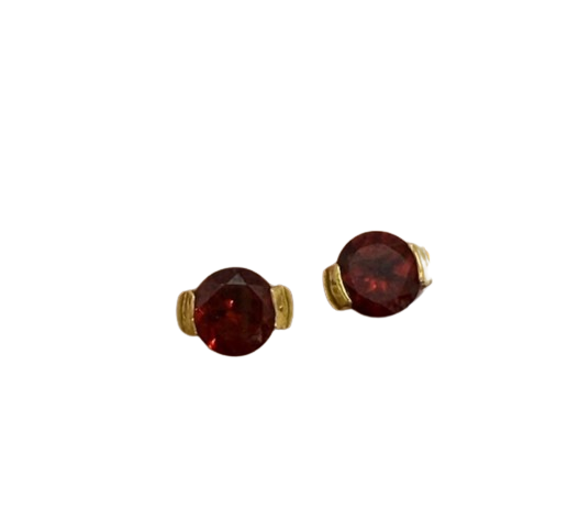 Boucle d'oreilles clou en or jaune 18 carats avec grenat