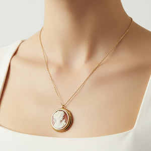 Pendentif camée en or jaune 18k - 10.01 G