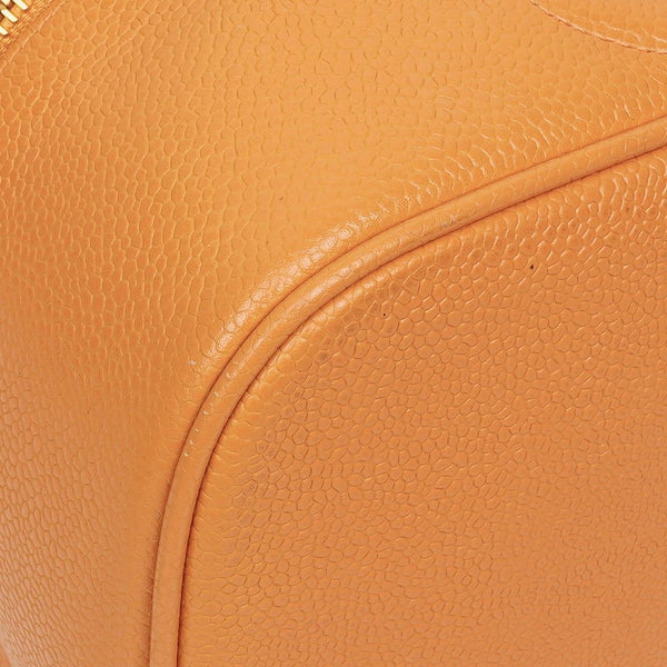Sac Vanity vintage Chanel en cuir caviar orange