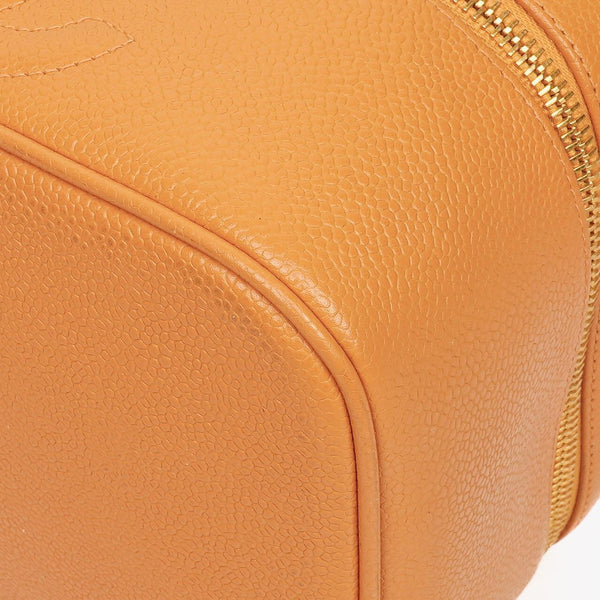 Sac Vanity vintage Chanel en cuir caviar orange