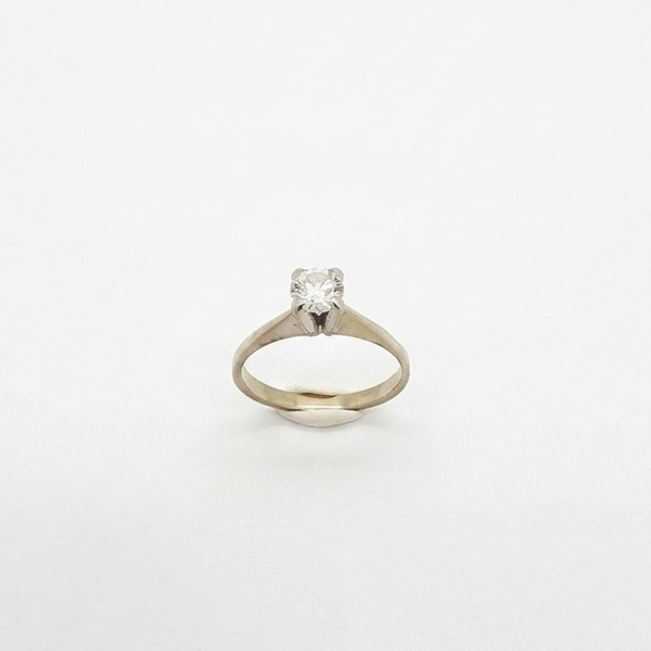 Bague solitaire en or blanc 18K - 2.75 G