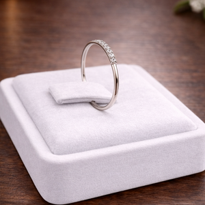 Bague en Or gris 18K demi-tour - 0.73G - Taille 53