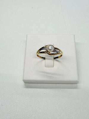 Bague en or 18k avec perle d'eau douce