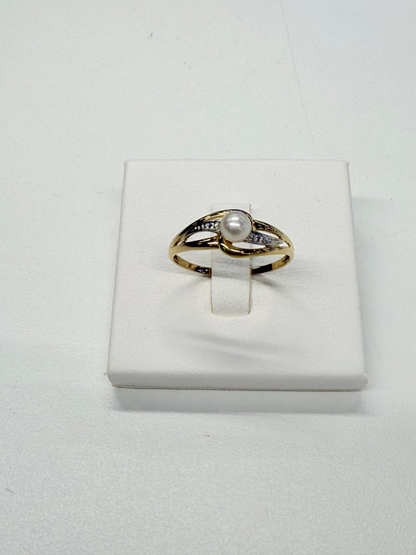 Bague en or 18k avec perle d'eau douce