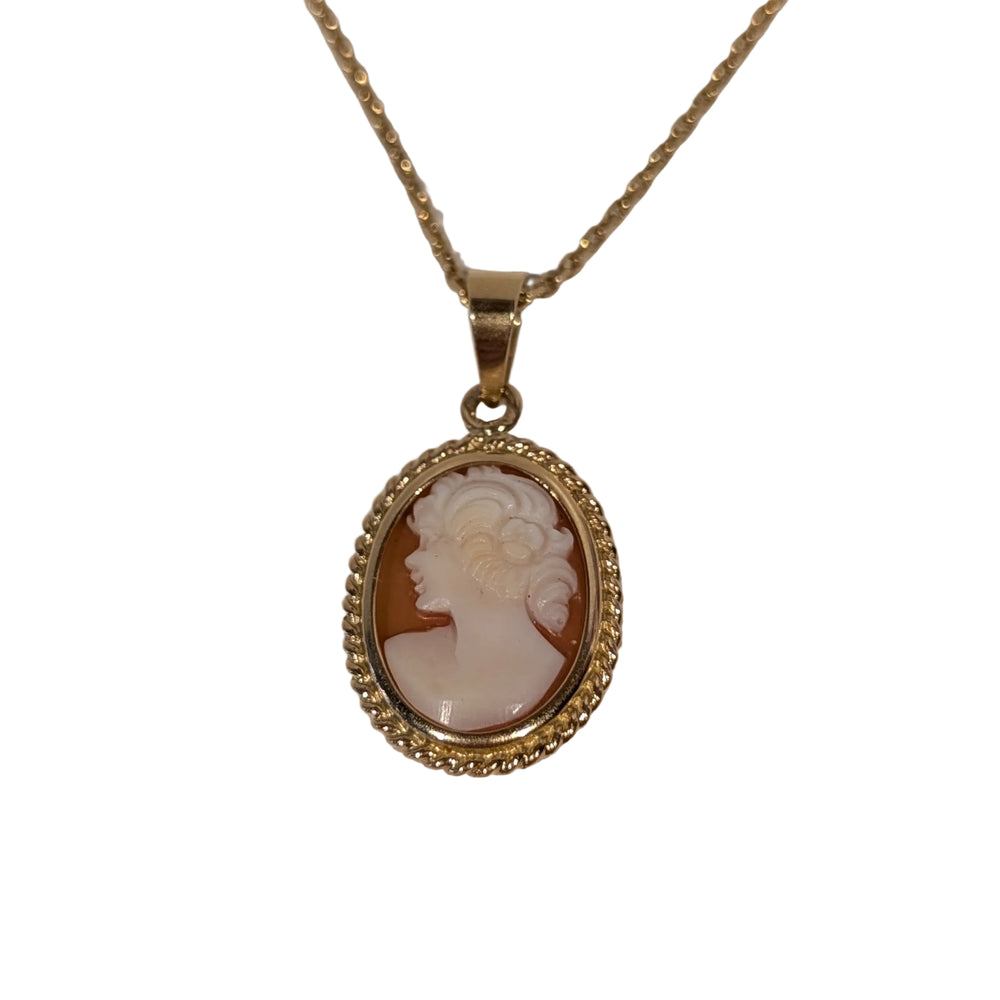 Collier Princesse Or Jaune 18K avec Pendentif Camé Orange - 44cm - 5.20gr