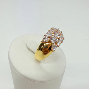 Bagues en or jaune 18k avec Oxyde de Zirconium