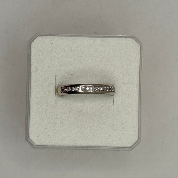 Bague Demi Tour en Or Blanc 750 avec Diamants