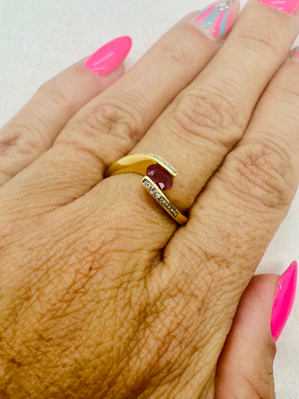 Bague Or Jaune 18K avec Rubis Certifié