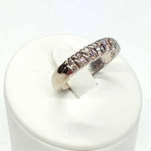 Exquise bague en Or Gris avec diamants