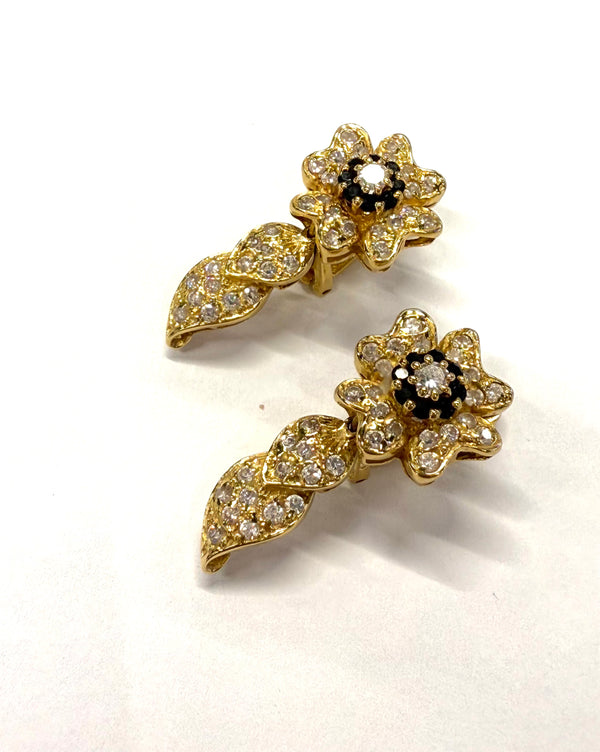 Boucles d'oreilles Dormeuses en Or Jaune 18k 11.09 Grs
