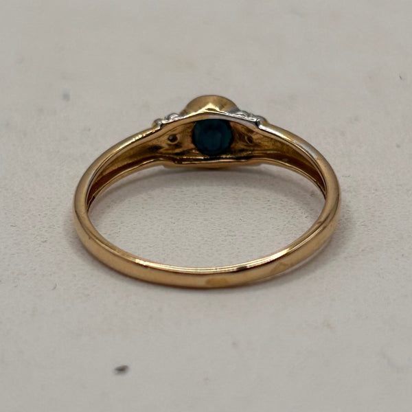 Bague Or Jaune 18K avec Saphir et Diamants
