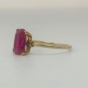 Bague or avec pierre rose