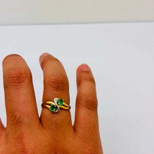 Bague en Or 18K avec 2 Émeraudes – T 53