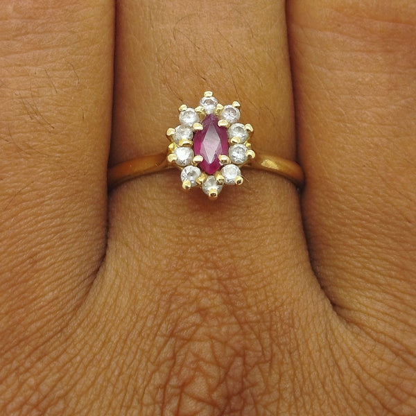 Bague en Or Jaune avec Oxyde de Zirconium et Rubis 18k